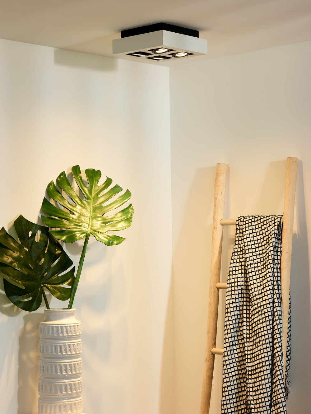 Lucide XIRAX LED-Deckenstrahler, 4x5W GU10, dim to warm 2200K-3000K, IP20, quadratisch Weiß Aluminium