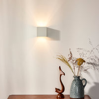 Lucide XIO LED Wandleuchte, dimmbar G9 4W 2700K, verstellbarer Abstrahlwinkel, quadratisches Aluminium Weiß, IP20