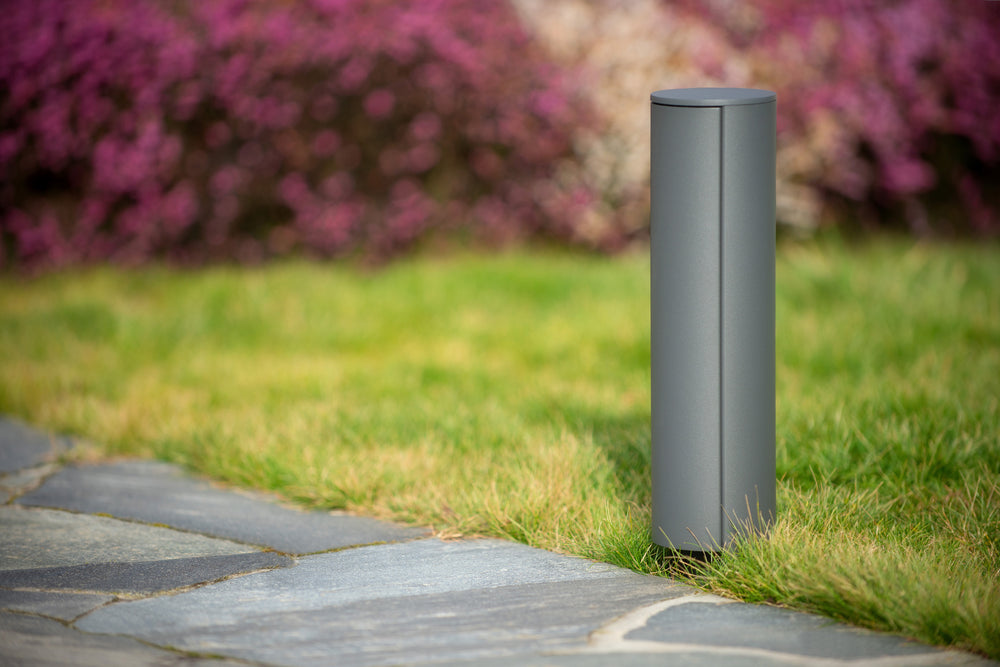 Lucide outdoor power socket pillar IP44, Type F grounded outlets, aluminium anthracite finish, 40cm height