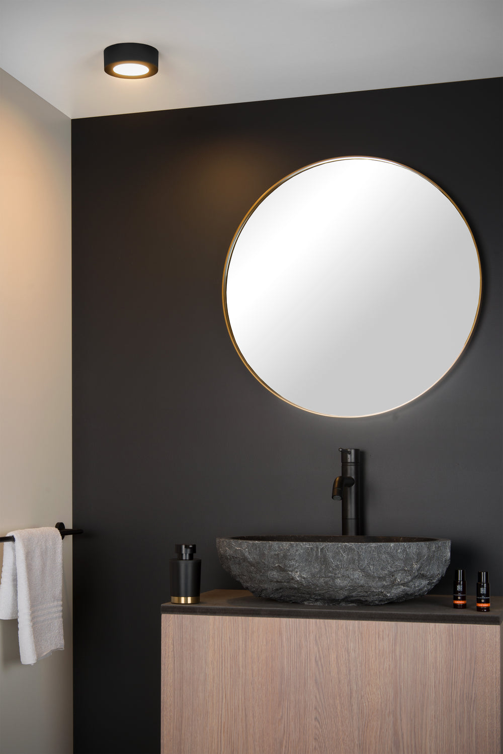 Lucide BRICE LED bathroom ceiling light, round 8W dimmable 3000K IP44 Matt Black Ø117mm