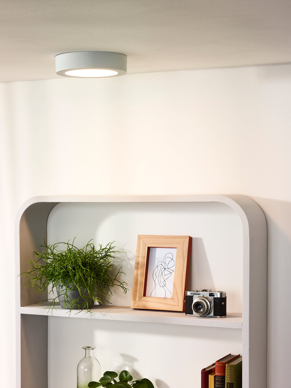 Lucide BRICE LED bathroom ceiling light, round 18cm, dimmable 12W 3000K, IP44 White