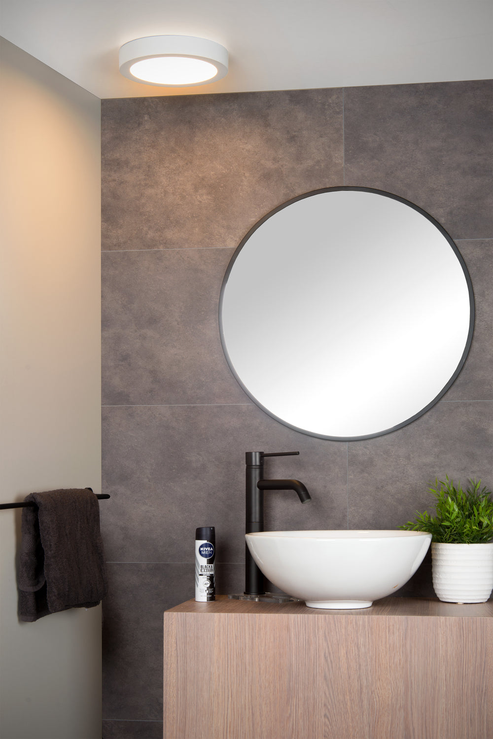 Lucide BRICE LED bathroom ceiling light, dimmable 15W 3000K, IP44 round 24cm White modern design