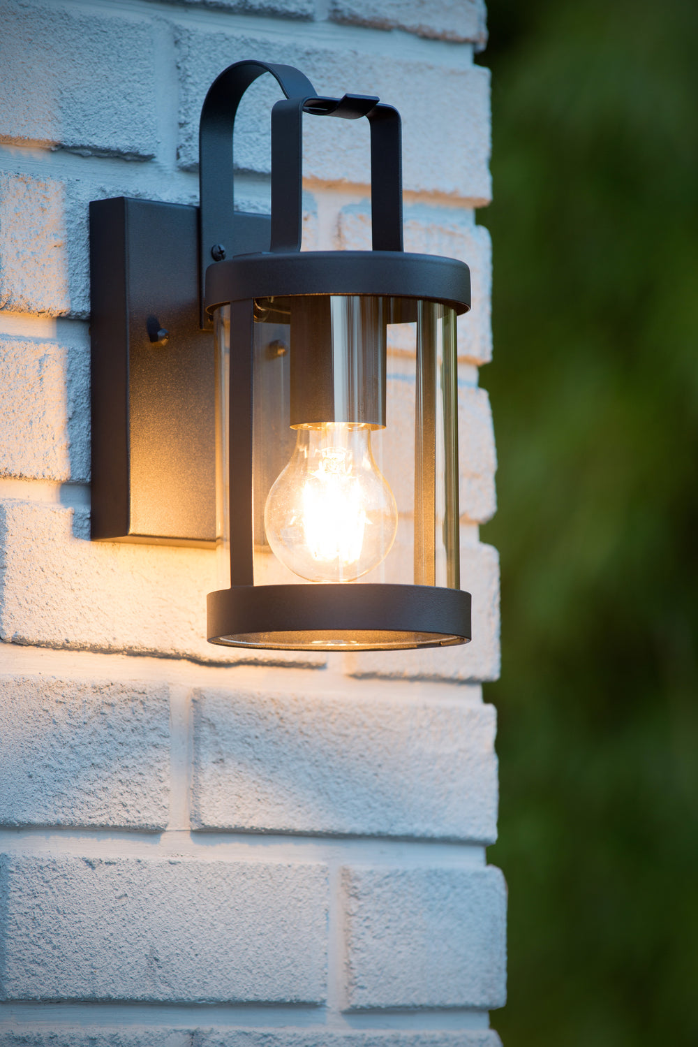 Lucide LINDELO Wandleuchte innen außen, E27-Fassung, max. 60W, 220-240V, IP44, matt schwarze Metalloberfläche