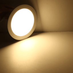 Spektrum LED Deckenleuchte rund 18W ersetzt 105W, 3000K, 2200 Lumen, IP20, CRI >80, 110° Abstrahlwinkel
