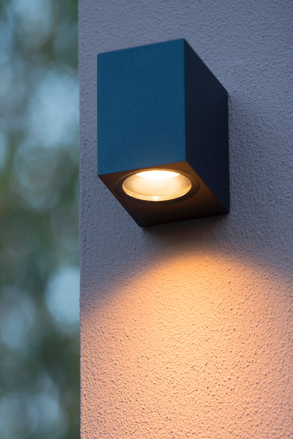 Lucide ZARO Außen- und Innenwandleuchte, 1xGU10, IP44 Schwarzes Aluminium quadratisches Design, 220-240V, moderner Stil