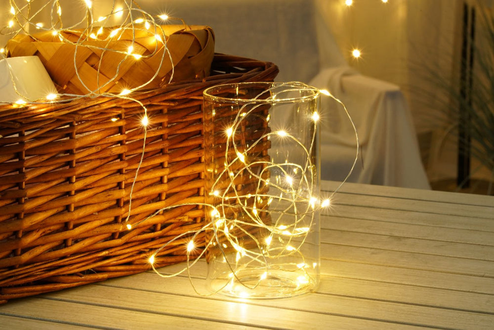 Modee LED Christmas String Light 100 LEDs 10m Copper Wire Warm White 2550K IP44 with Adapter