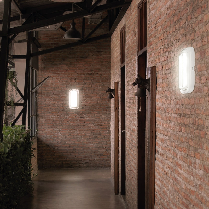 Spectrum PASTILO 15W LED oval surface light, CCT 230V, 1800 lumens, 120° beam, IP54 IK10, White